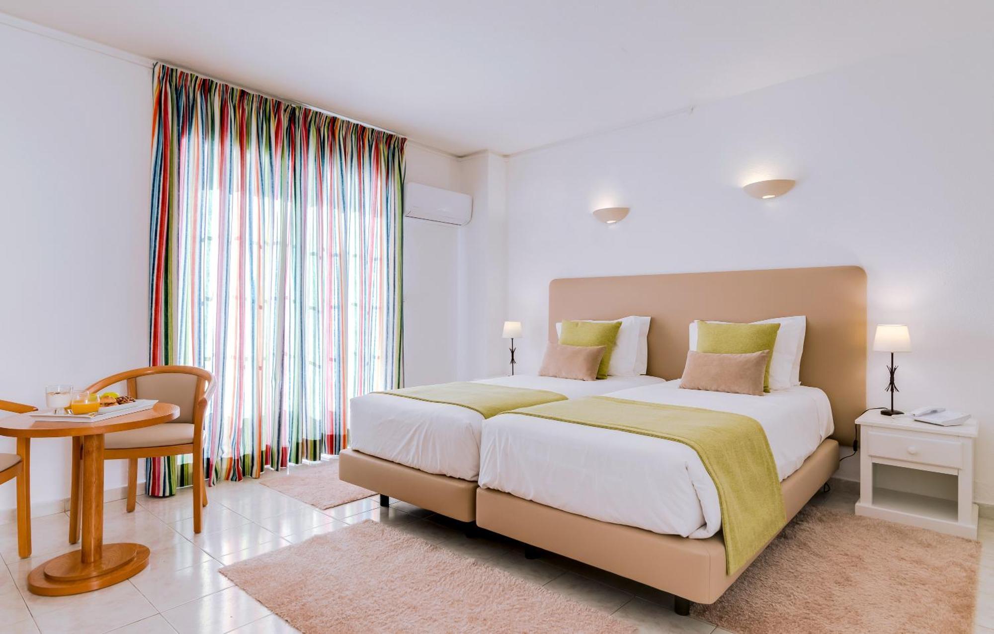 Monica Isabel Beach Club Albufeira Room photo